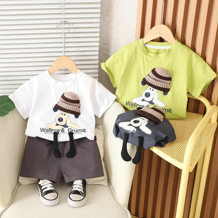 تصميمًا بدون حد أدنى لكمية الطلب، بدلة .  Designs No Minimum Order Quantity Mixed