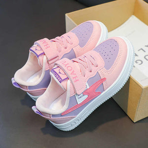 casual running shoes 