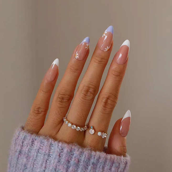 nails 