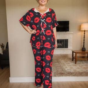 Women's Black Knitted Pajama Set with Lip Print Soft. 