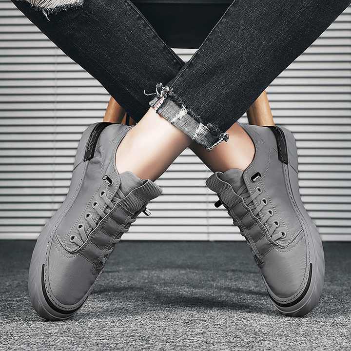 أحذية رياضية صيفية