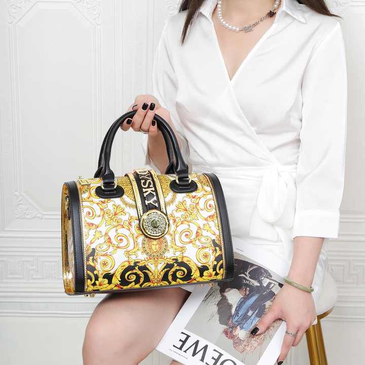 High quality women's bag with large capacity