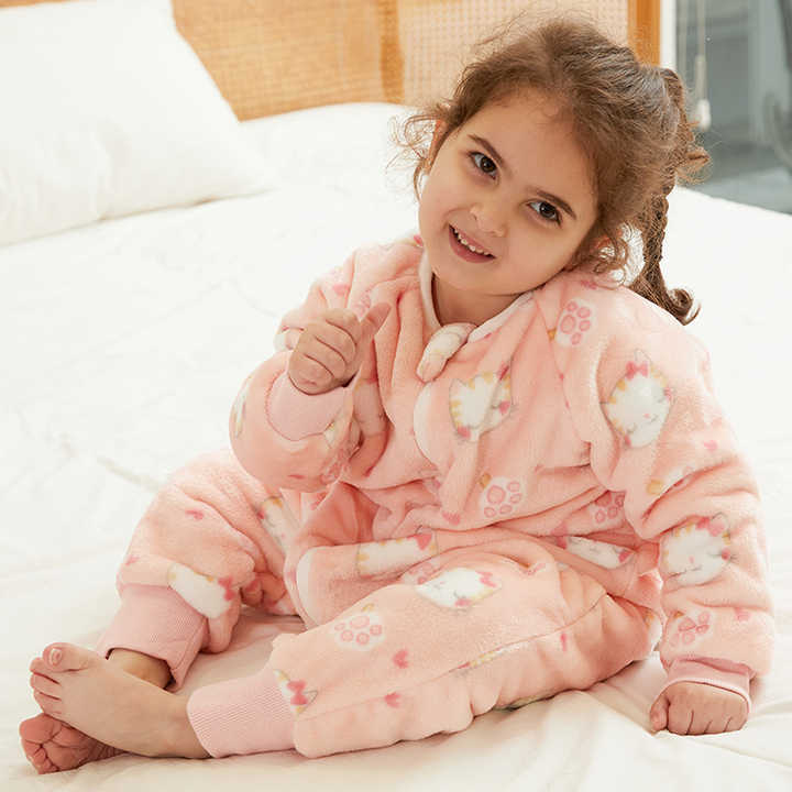 Long-sleeved children's pajamas 