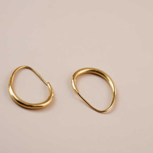 Simple and elegant Korean earrings 