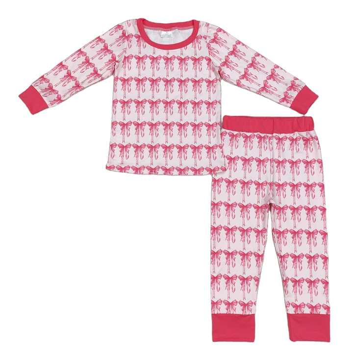 Long-sleeved pajama set 