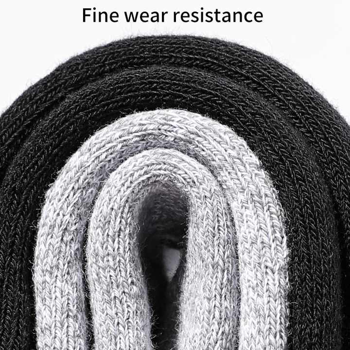 Cycling Breathable and Comfortable Custom Print Socksجوارب GOLOVEJOY XWZ05 بتصميم شائع وطباعة مخصصة للرياضات الخارجية