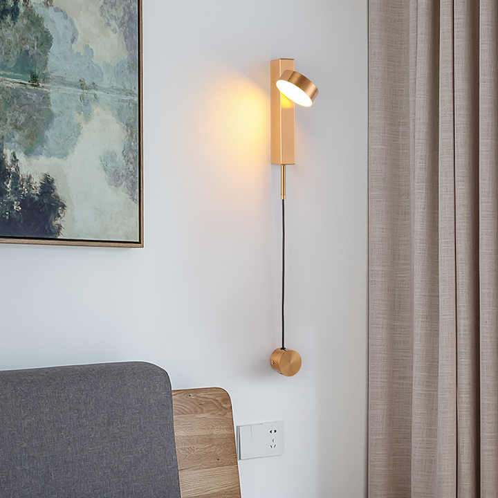 Scandinavian wall lamp 