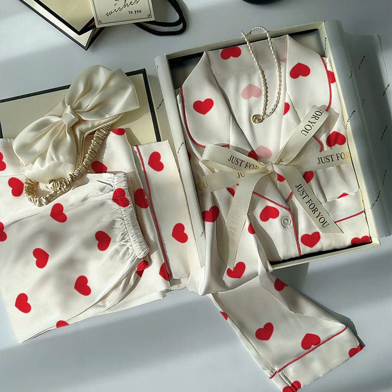 Women's long-sleeved pajamas 