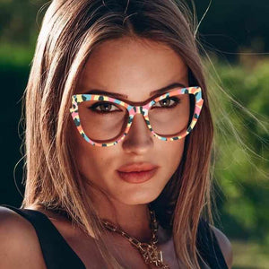 نظارات طبيه نسائيه