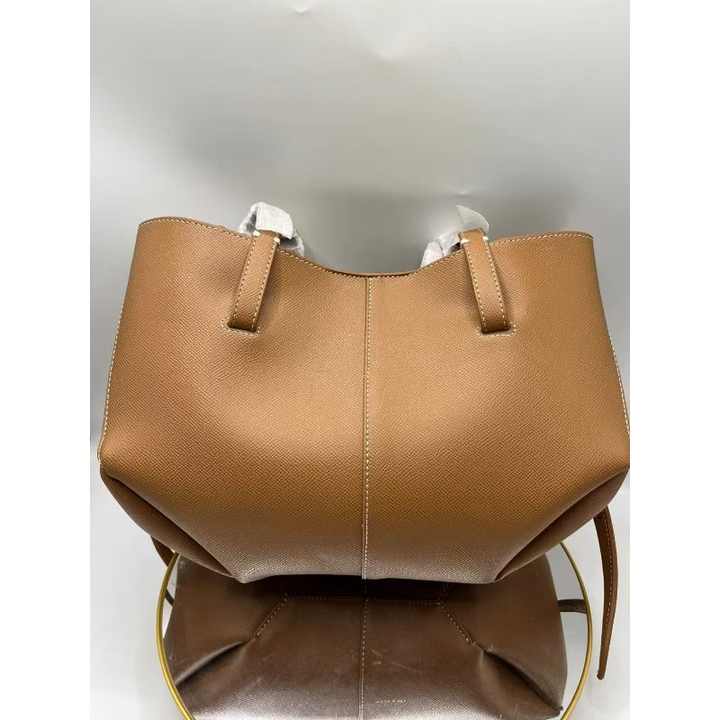 حقيبة توت للنساء من جلد البولي يوريثان