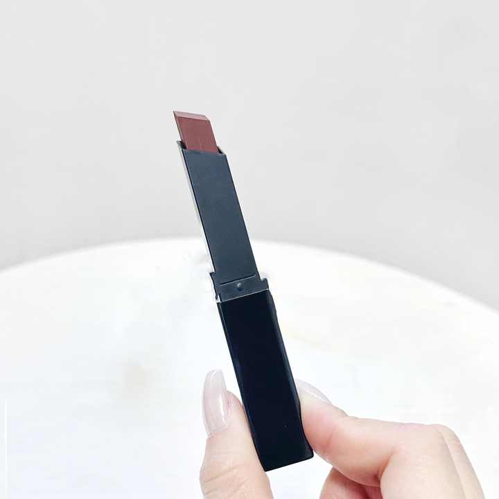 Luxury Brand Cosmetics Lipstick Small Black Bar Nude Velvet Matte Color 