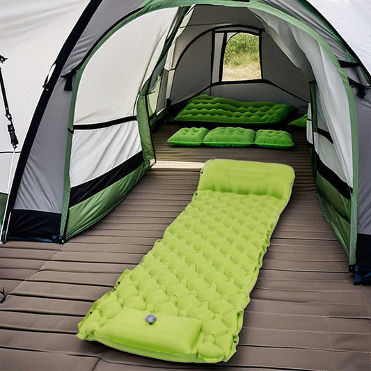 Lightweight, foldable sleeping mattress 