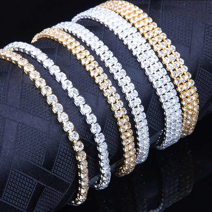 Women's copper alloy bracelet