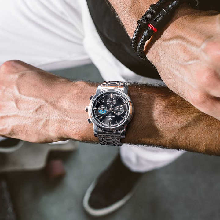 ساعات معصم رياضية