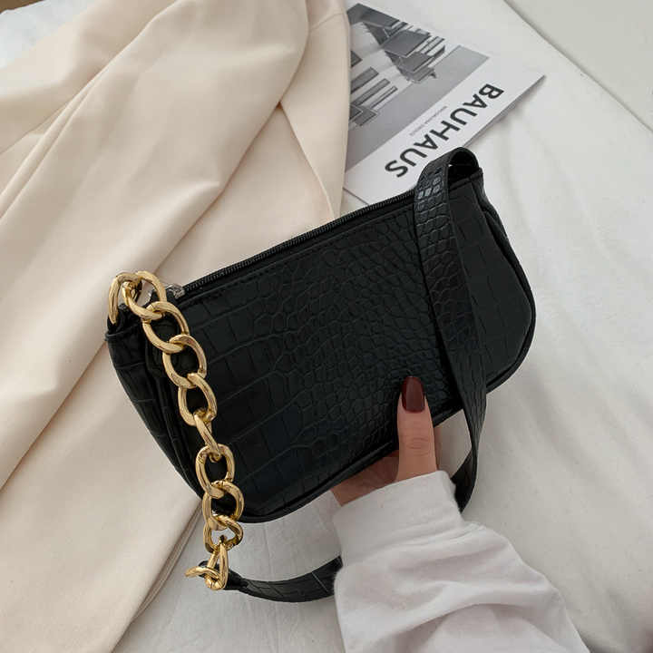 حقائب كتف عادية انيقه للنساء - Stylish shoulder bags for women
