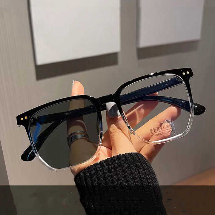 نظارة- Glasses