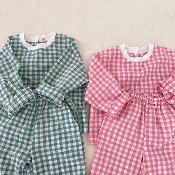 Long sleeve children's sleepwear 