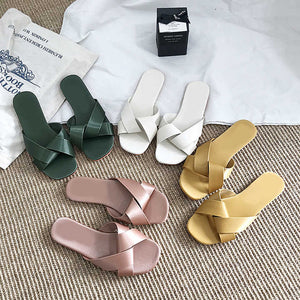 Elegant women's sandal 