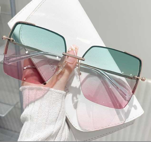 Women's sunglasses 