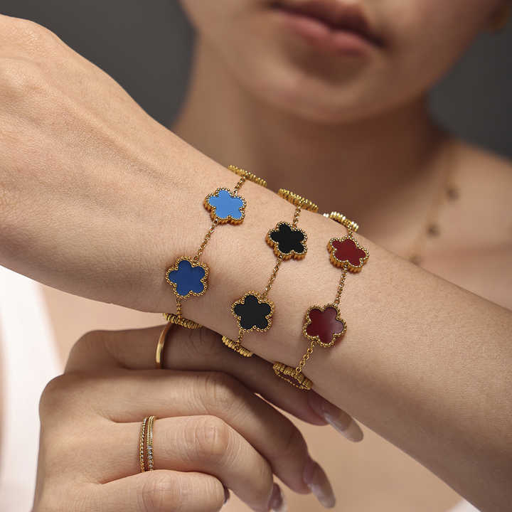 Multi-colored bracelet for women 