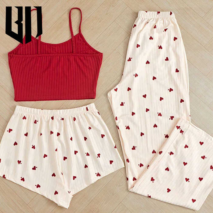 Women's pajamas 
