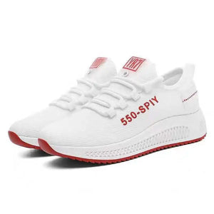 Women's sports shoes 