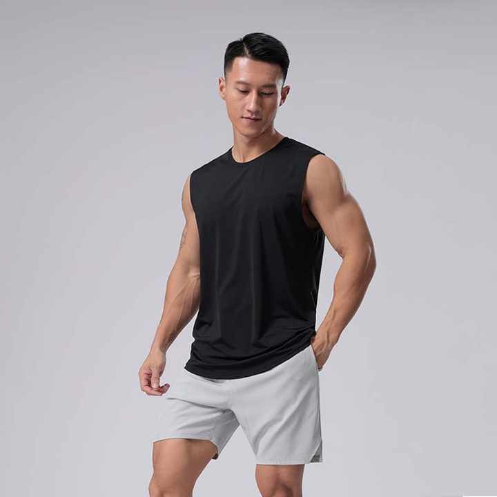 sleeveless sports jacket 