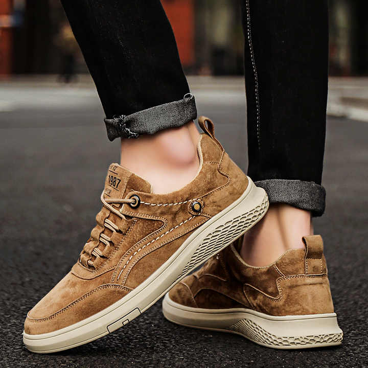 Men's casual shoes in the air