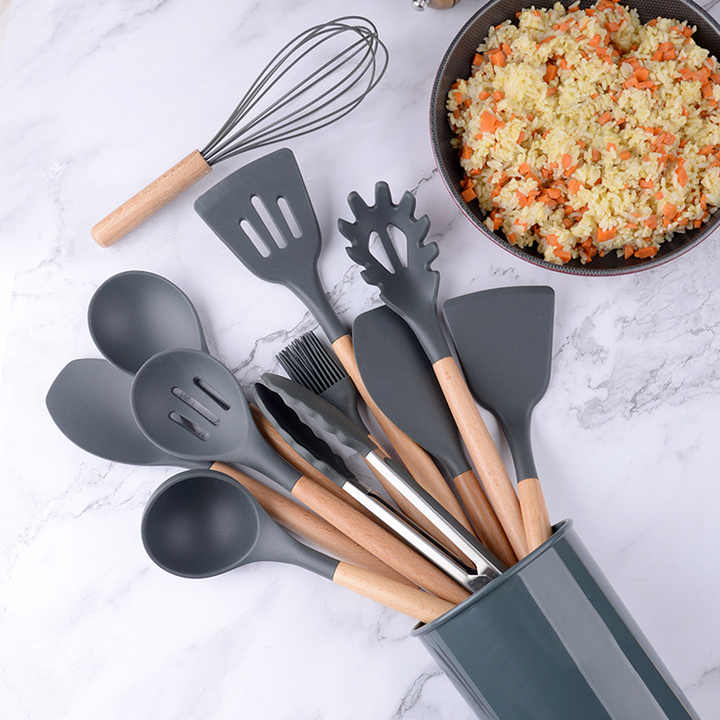 Utensils Set with Wooden Handle 