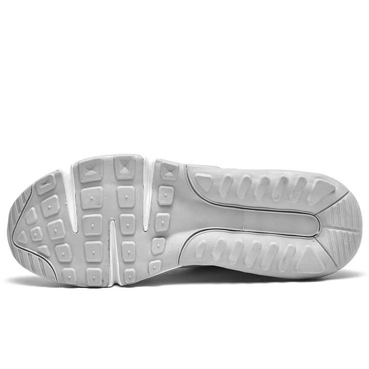 Road running shoes 