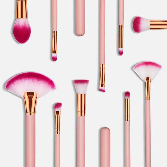 makeup brushes 