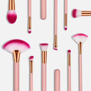 makeup brushes 