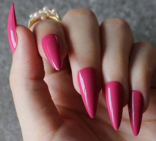 False Nails 