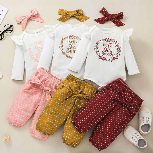 Newborn girls' set 