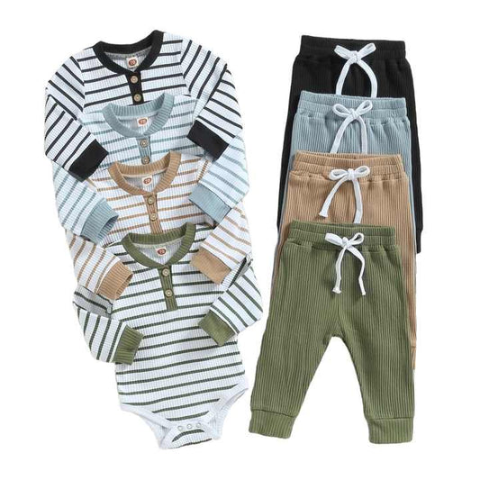 Striped romper with sleeves 
