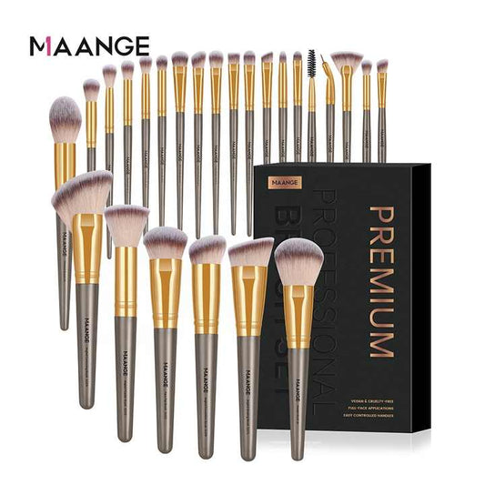 makeup brushes 