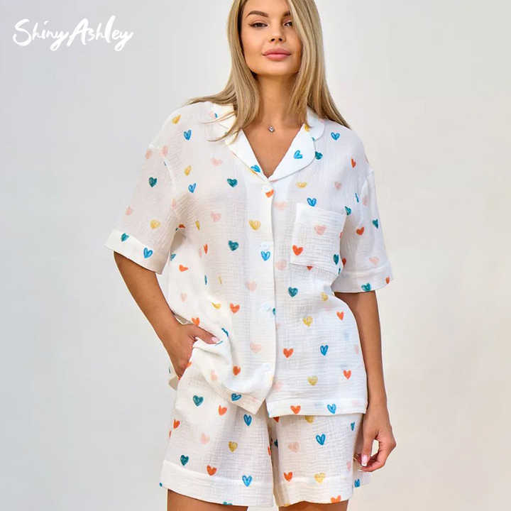 Women's sleepwear 