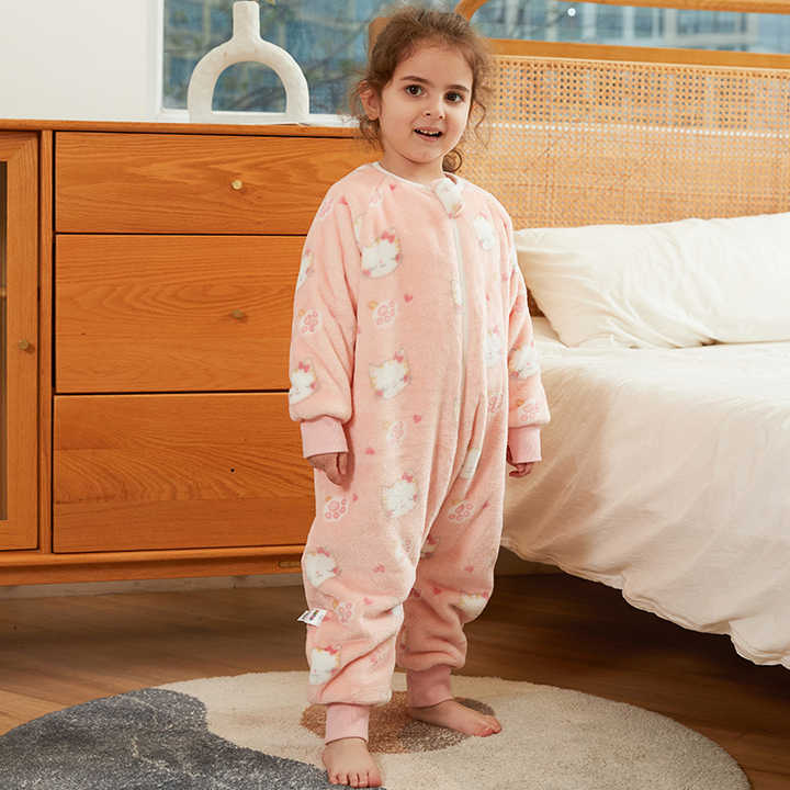 Long-sleeved children's pajamas 