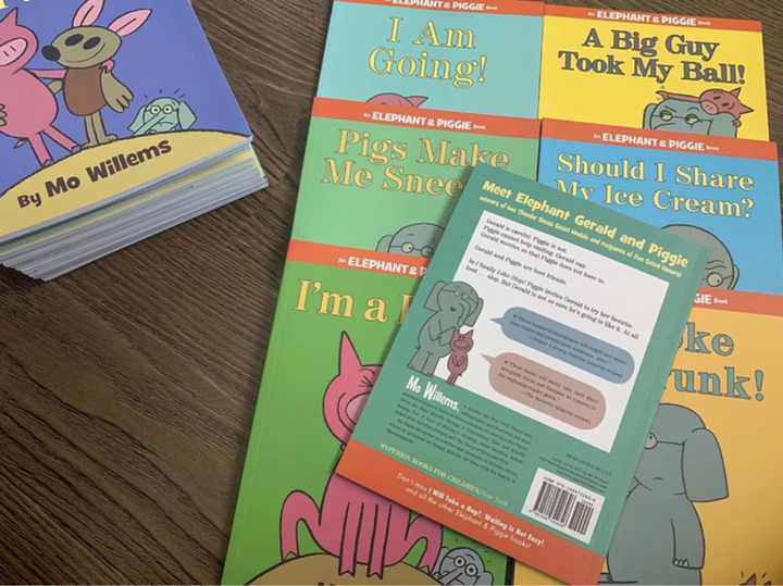 بالجملة كمية عالية 25 كتابًا حجم الإنجليزية ، فيل وصبغ مع صوت للأطفال Wholesale High Quantity 25 English Size Books, Elephant and Dye with Sound for Kids