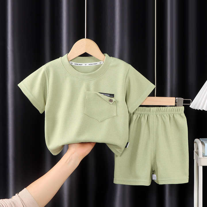 Boys' shorts, new and cute suit 