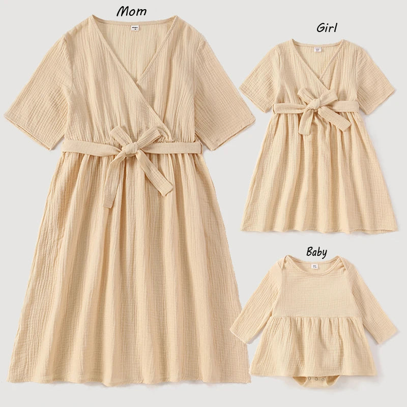 Newest Mommy and Me Blue Baby Romper + Mommy Fashion Long Dress Mommy and Me Family Matching Clothes 