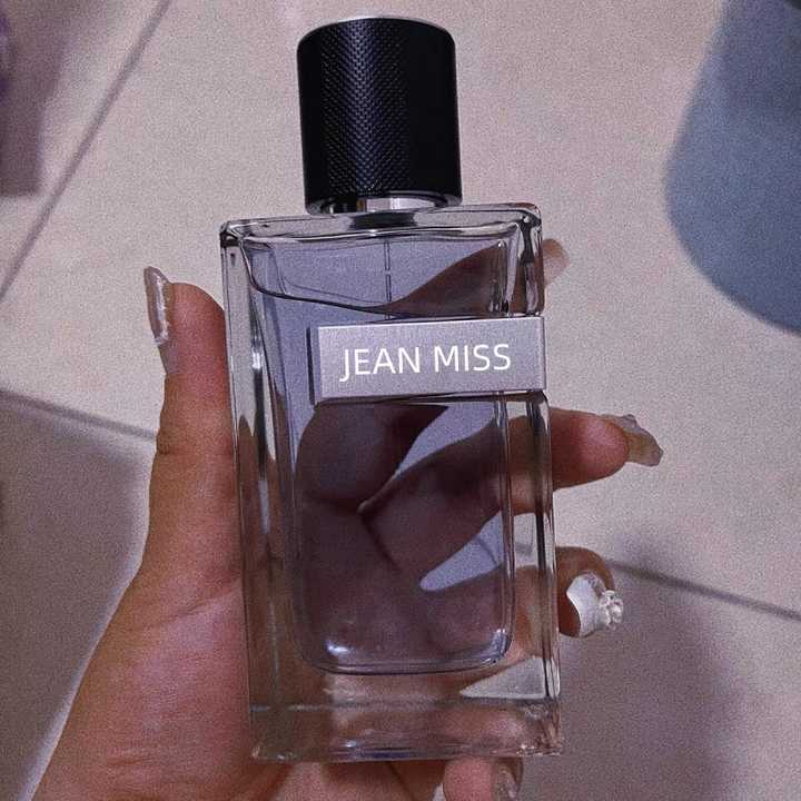 Perfumes 