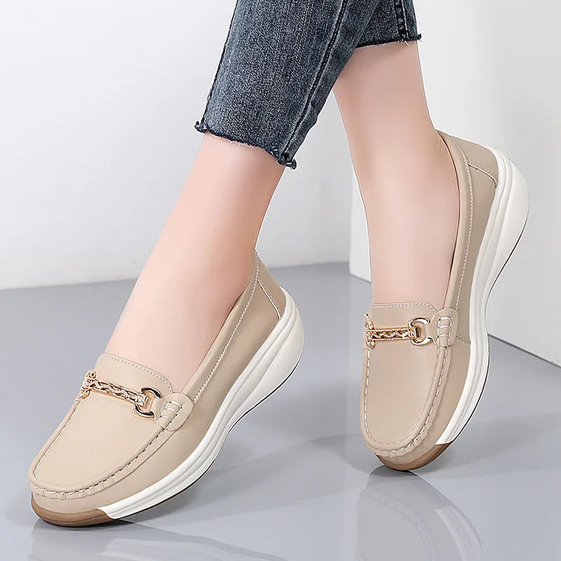 Women's casual shoes 