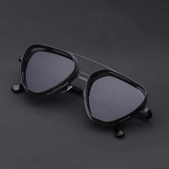 Sunglasses Tour
