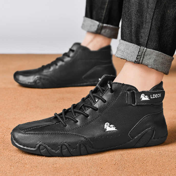 Comfortable running shoes for men 