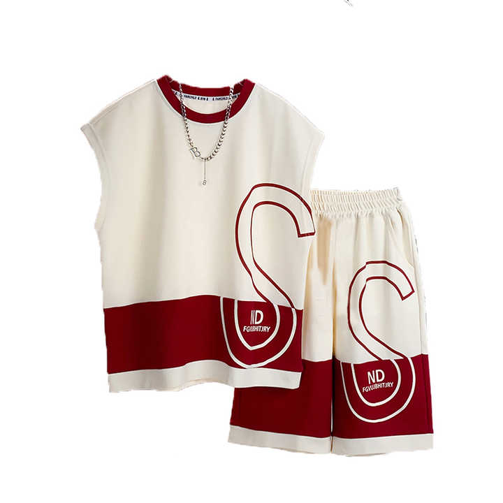 Comfortable and modern sportswear for boys 