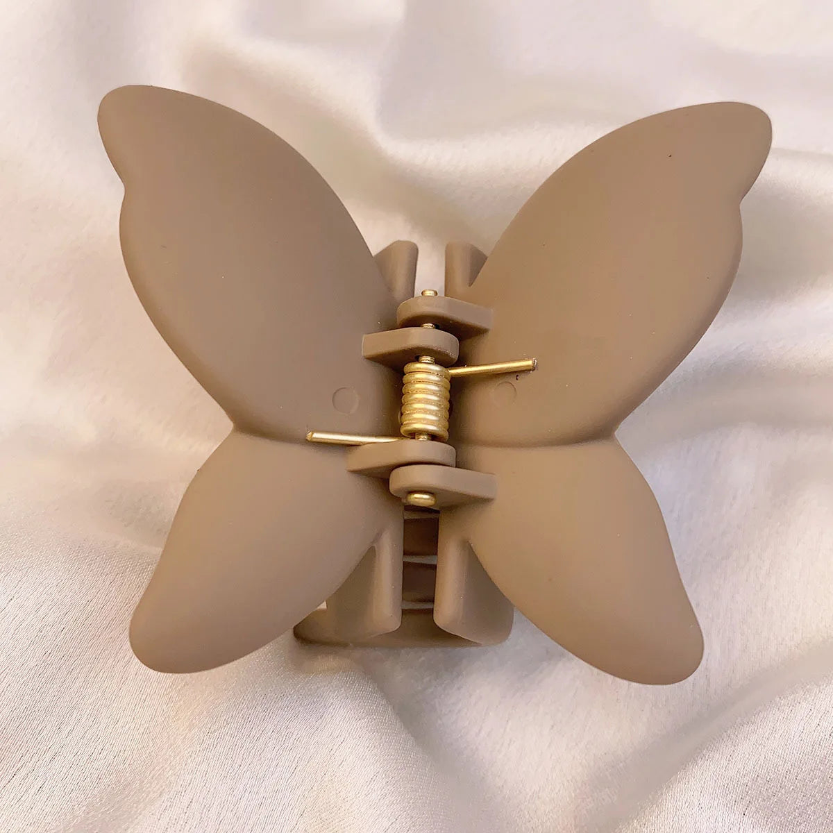 مشبك شعر بلاستيكي