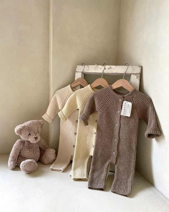 Children's clothing for springملابس أطفال لفصل الربيع