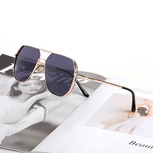 Pilot sunglasses