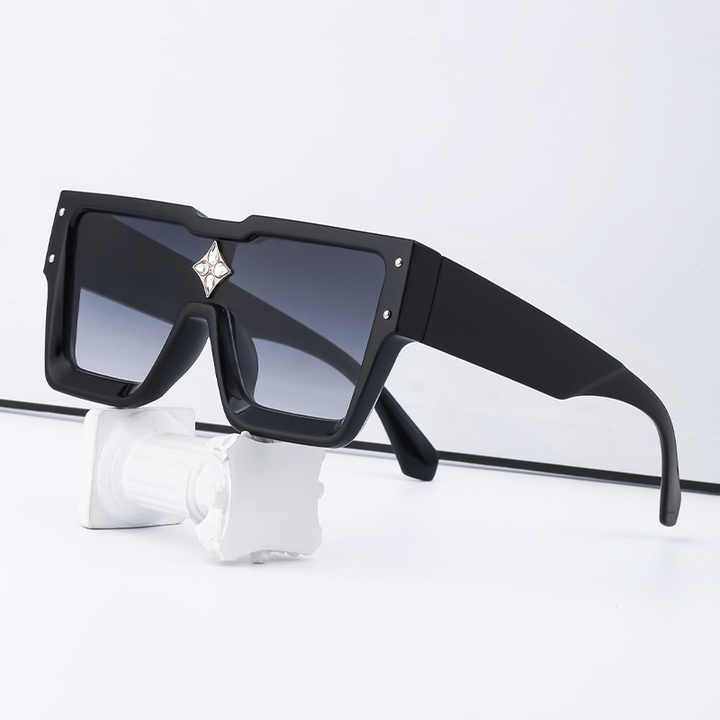 Trendy Brand Designer Sunglasses - Women's Sunglasses 